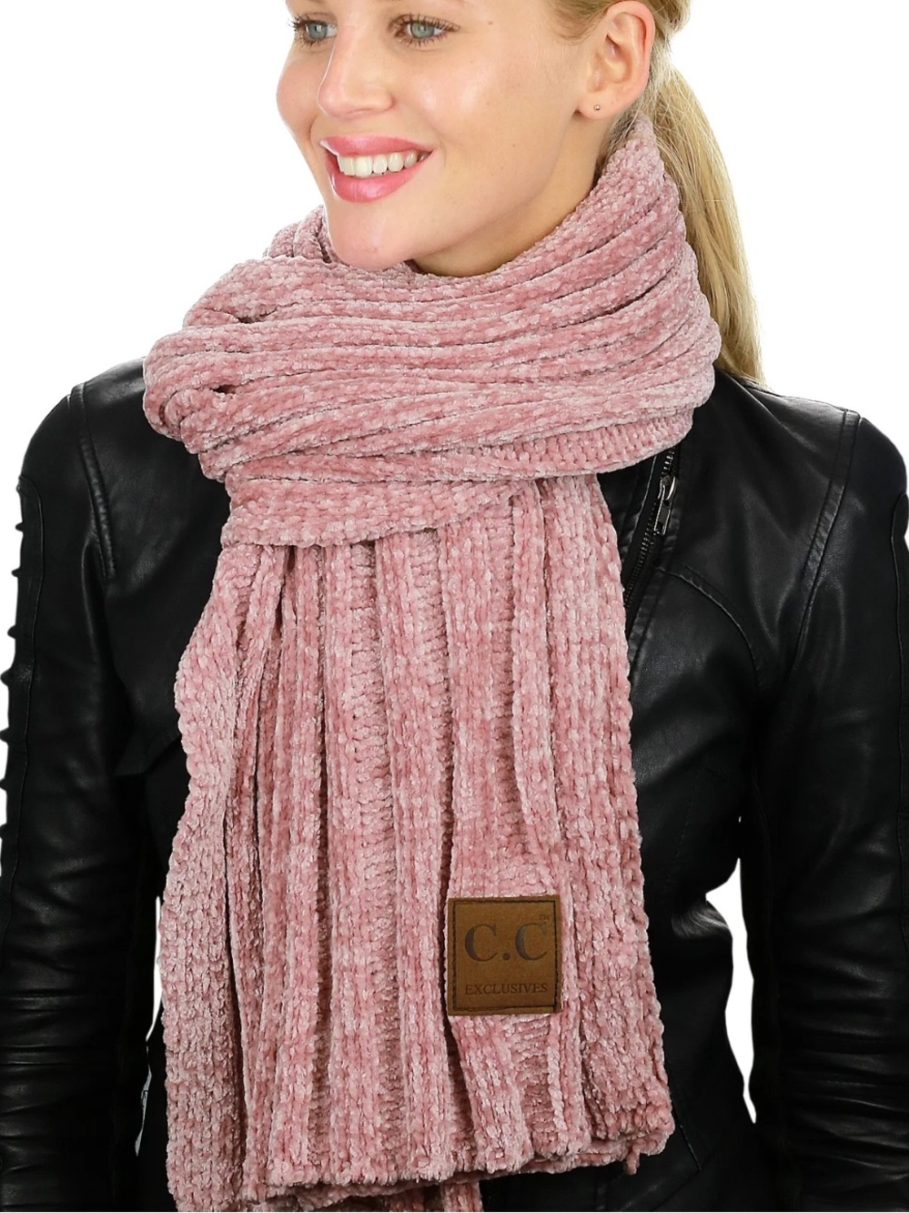 C.C Ribbed Chenille Scarf in Dusty Pink